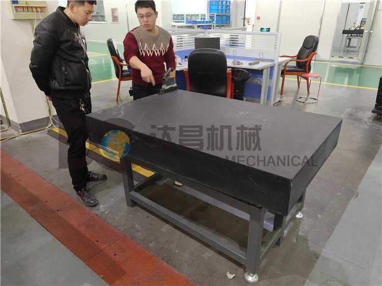 大理石平台的精度高于其它材质的平台