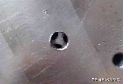 机械加工丝锥断了怎么办？几个简单的方法帮到你