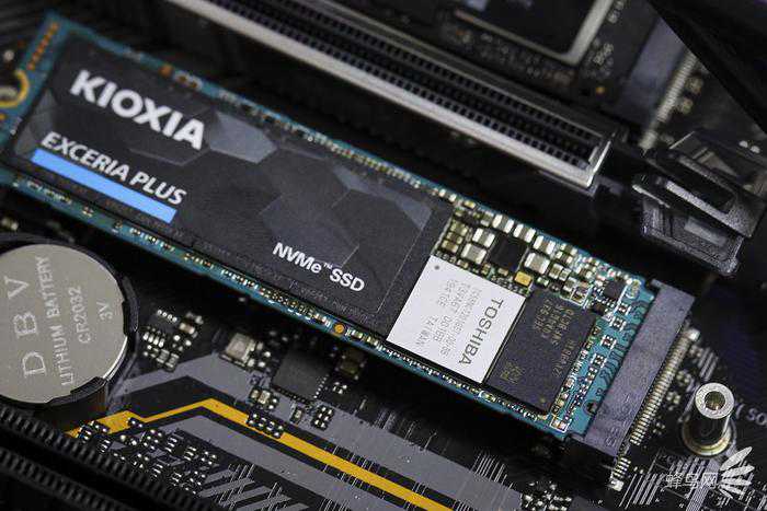 大容高速原东芝存储 铠侠NVMe M.2 1TB SSD评测