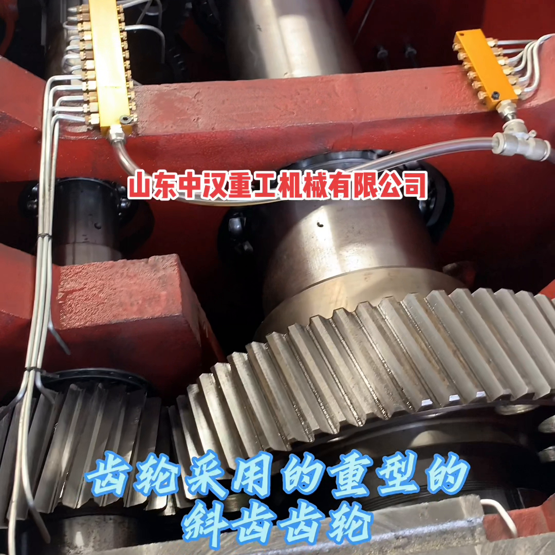 CK61125重型数控车床，两顶尖之间承重6T#生产车间现场