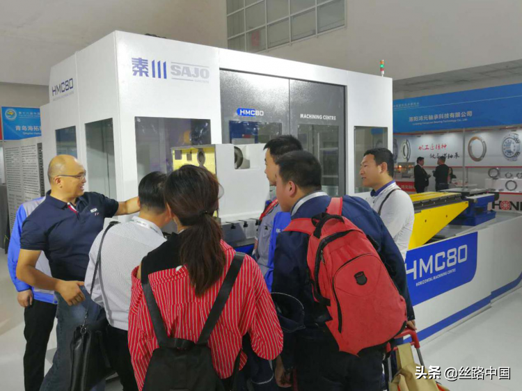 秦川集团HMC80新品“首秀”第十六届中国国际机床展览会
